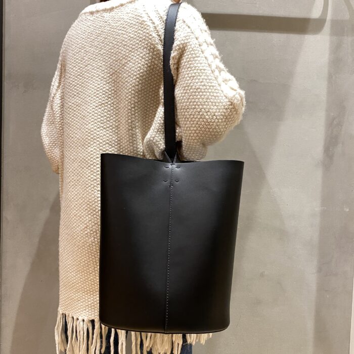 大人気国産 Ameri VINTAGE Leather bucket bagの通販 by ミオ's  shop｜アメリヴィンテージならラクマ